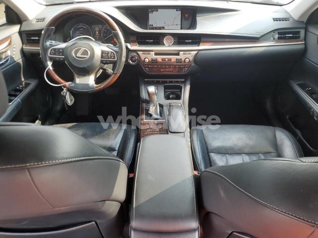 Photo 5 of 2016 LEXUS ES 300H (VIN JTHBW1GG0G2105831)