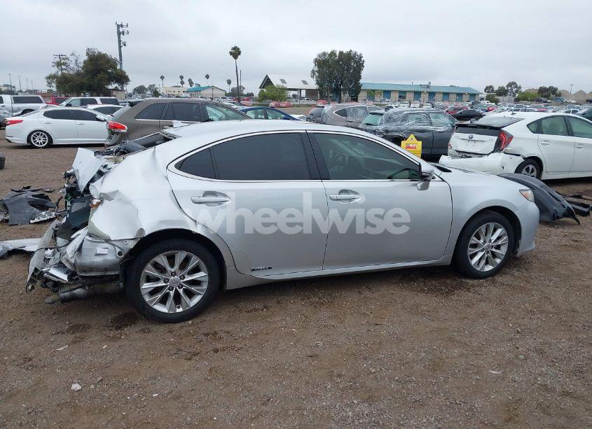 Photo 14 of 2013 Lexus Es 300H (VIN JTHBW1GG2D2009503)