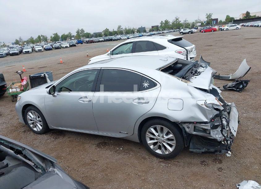 Photo 15 of 2013 Lexus Es 300H (VIN JTHBW1GG2D2009503)