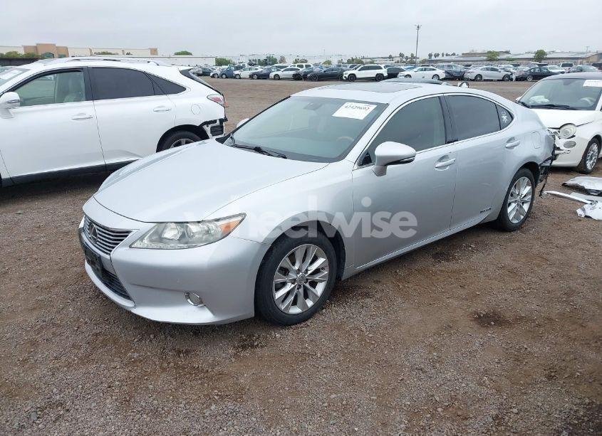 Photo 2 of 2013 Lexus Es 300H (VIN JTHBW1GG2D2009503)