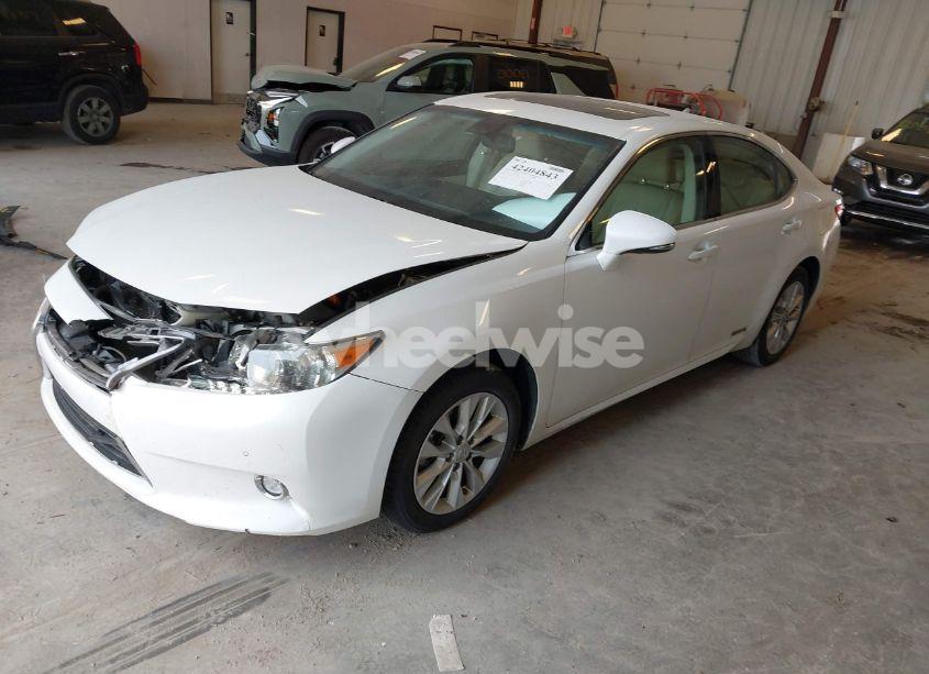 Photo 2 of 2014 Lexus Es 300H (VIN JTHBW1GG2E2067189)