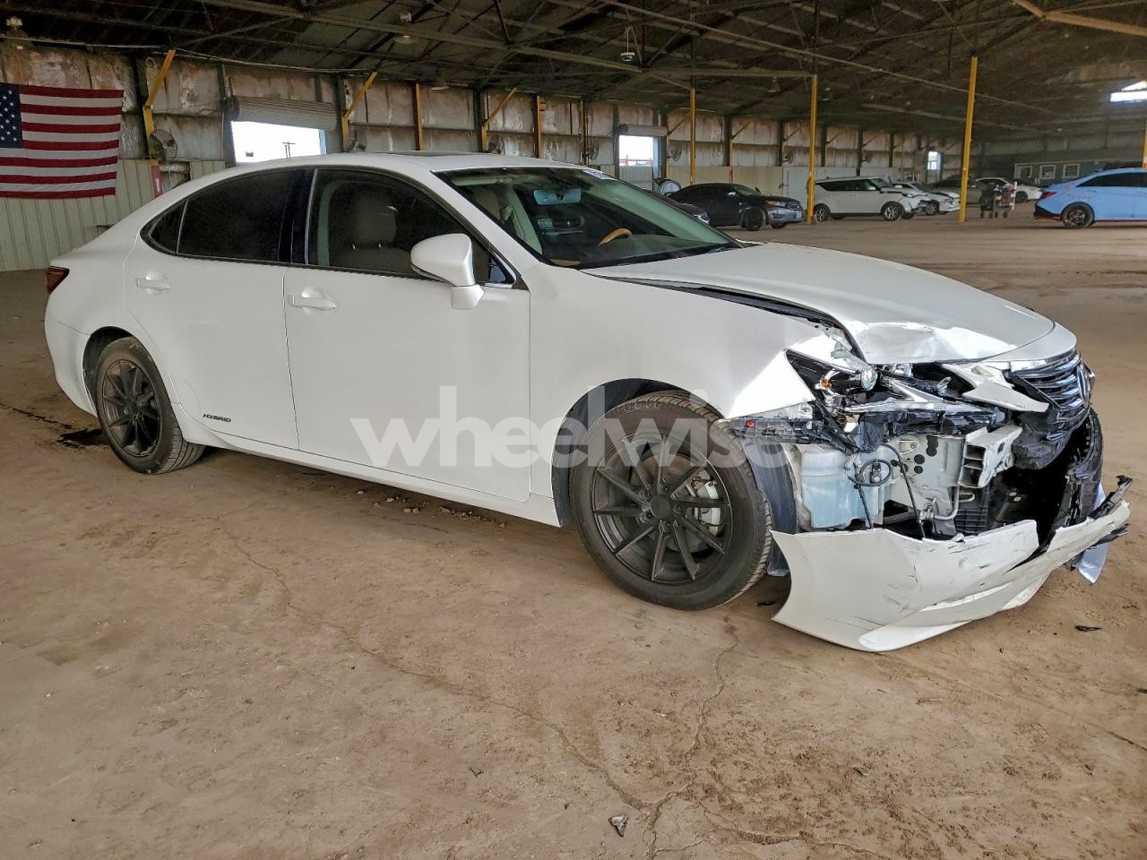 Photo 4 of 2016 LEXUS ES 300H (VIN JTHBW1GG2G2105720)