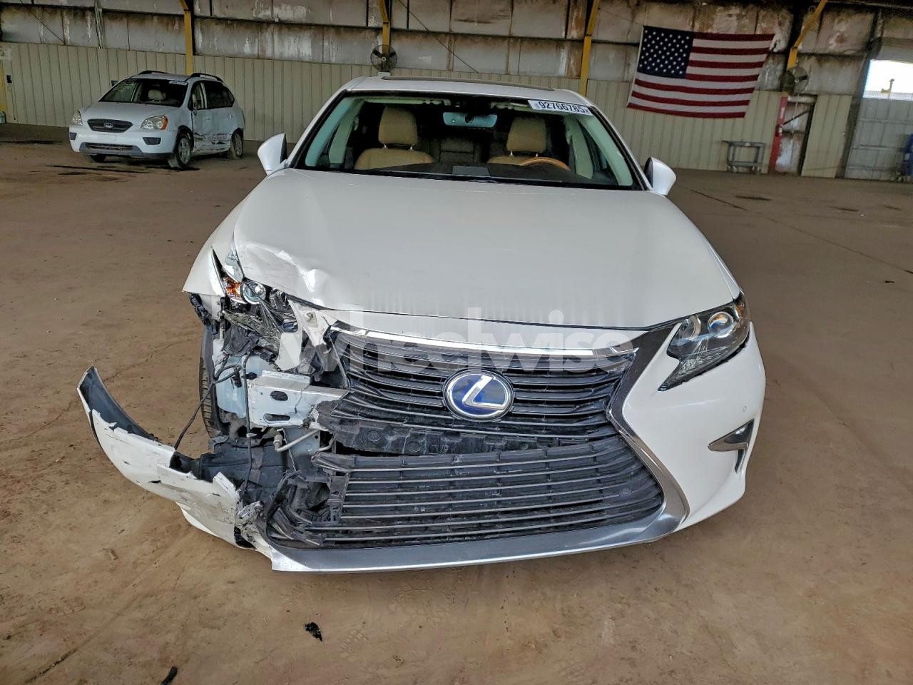 Photo 5 of 2016 LEXUS ES 300H (VIN JTHBW1GG2G2105720)