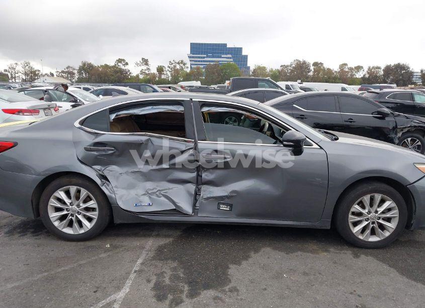 Photo 12 of 2013 Lexus Es 300H (VIN JTHBW1GG5D2017997)