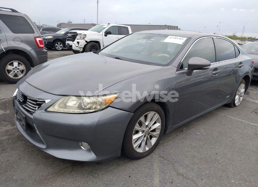 Photo 2 of 2013 Lexus Es 300H (VIN JTHBW1GG5D2017997)
