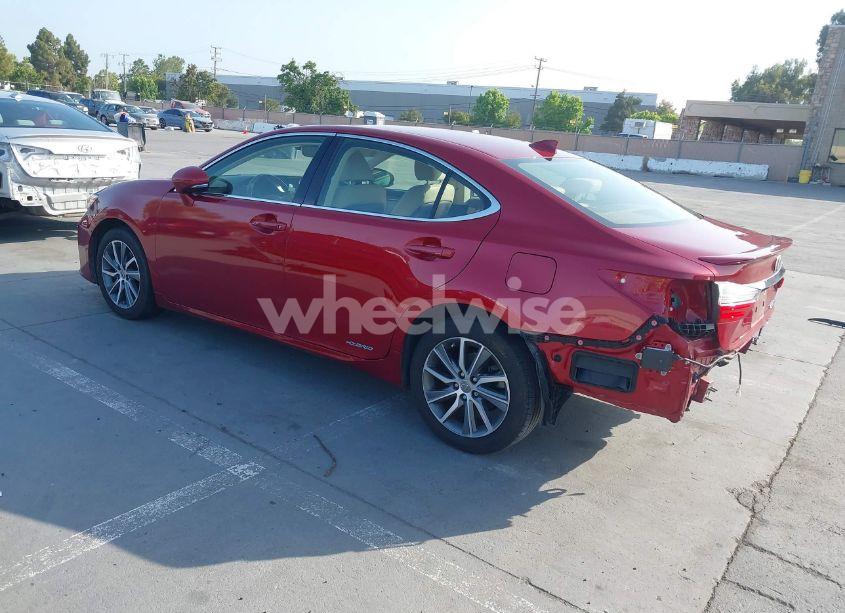 Photo 3 of 2018 Lexus Es 300H (VIN JTHBW1GG5J2193461)