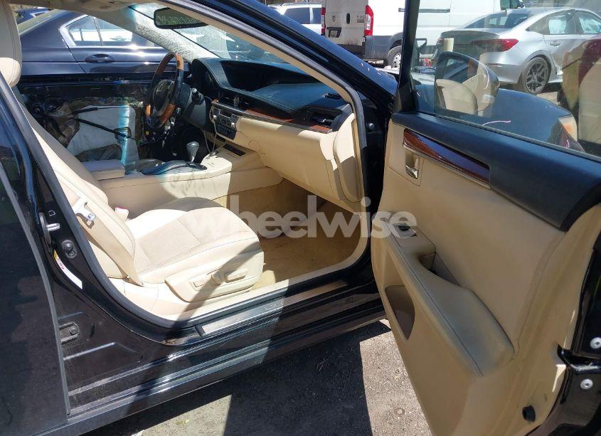 Photo 5 of 2013 Lexus Es 300H (VIN JTHBW1GG7D2011330)