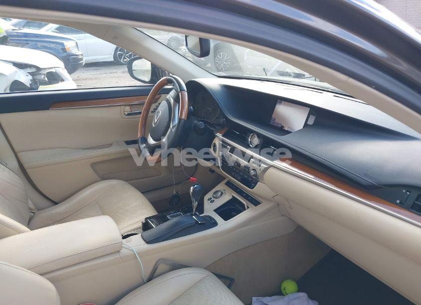 Photo 5 of 2014 Lexus Es 300H (VIN JTHBW1GG7E2040277)