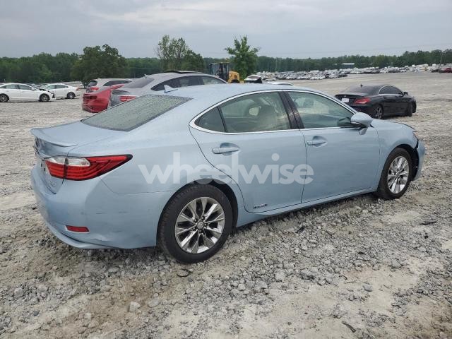 Photo 2 of 2014 LEXUS ES 300H (VIN JTHBW1GG7E2052316)