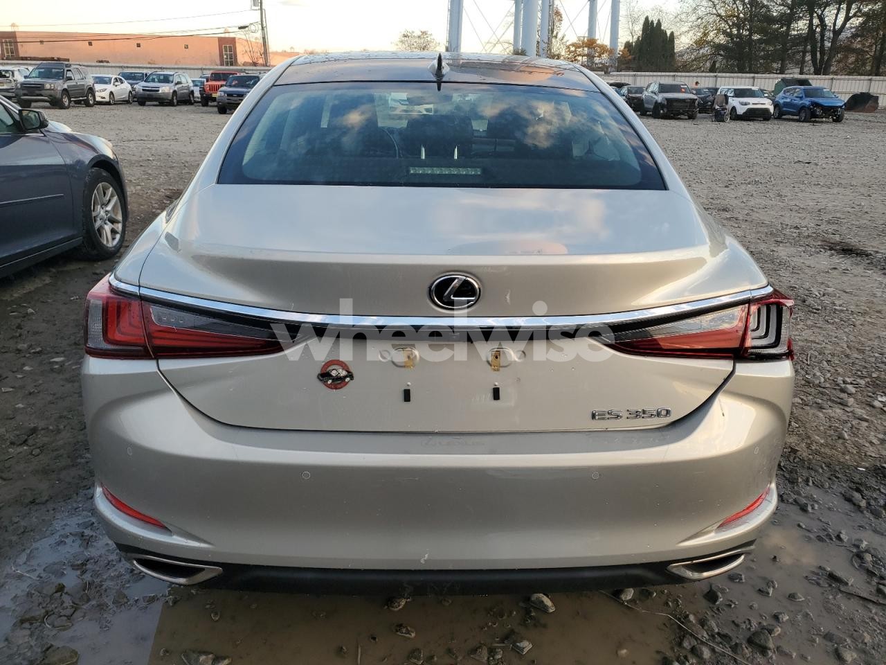 Photo 6 of 2019 LEXUS ES 350 (VIN JTHBZ1B19K2004712)