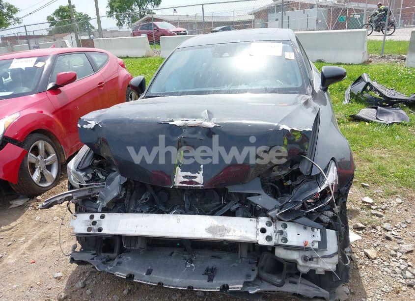 Photo 13 of 2018 Lexus Is 350 (VIN JTHBZ1D26J5032387)