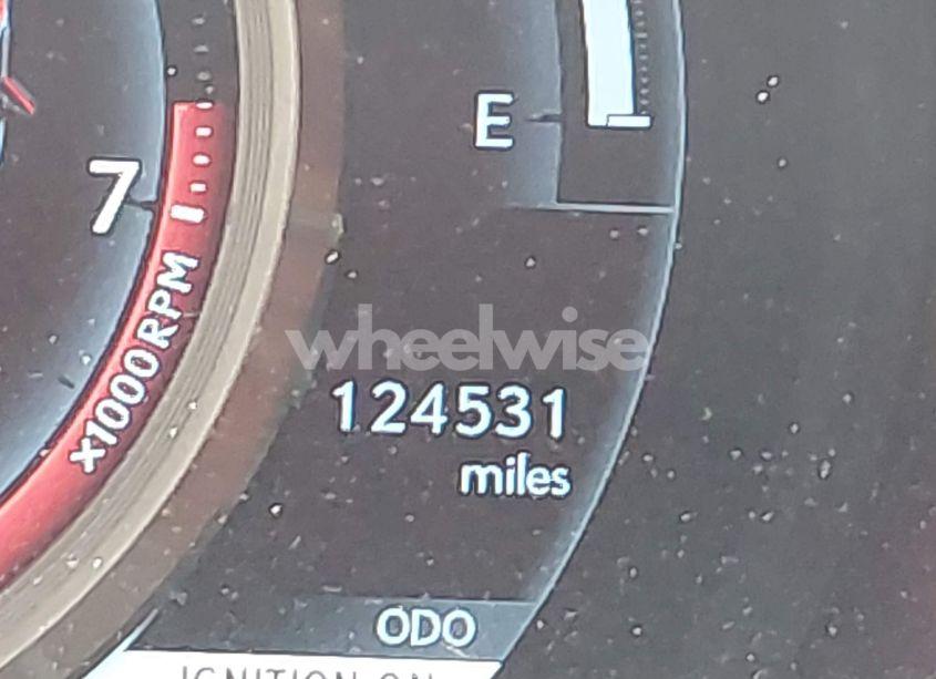 Photo 16 of 2018 Lexus Is 350 (VIN JTHBZ1D26J5032387)