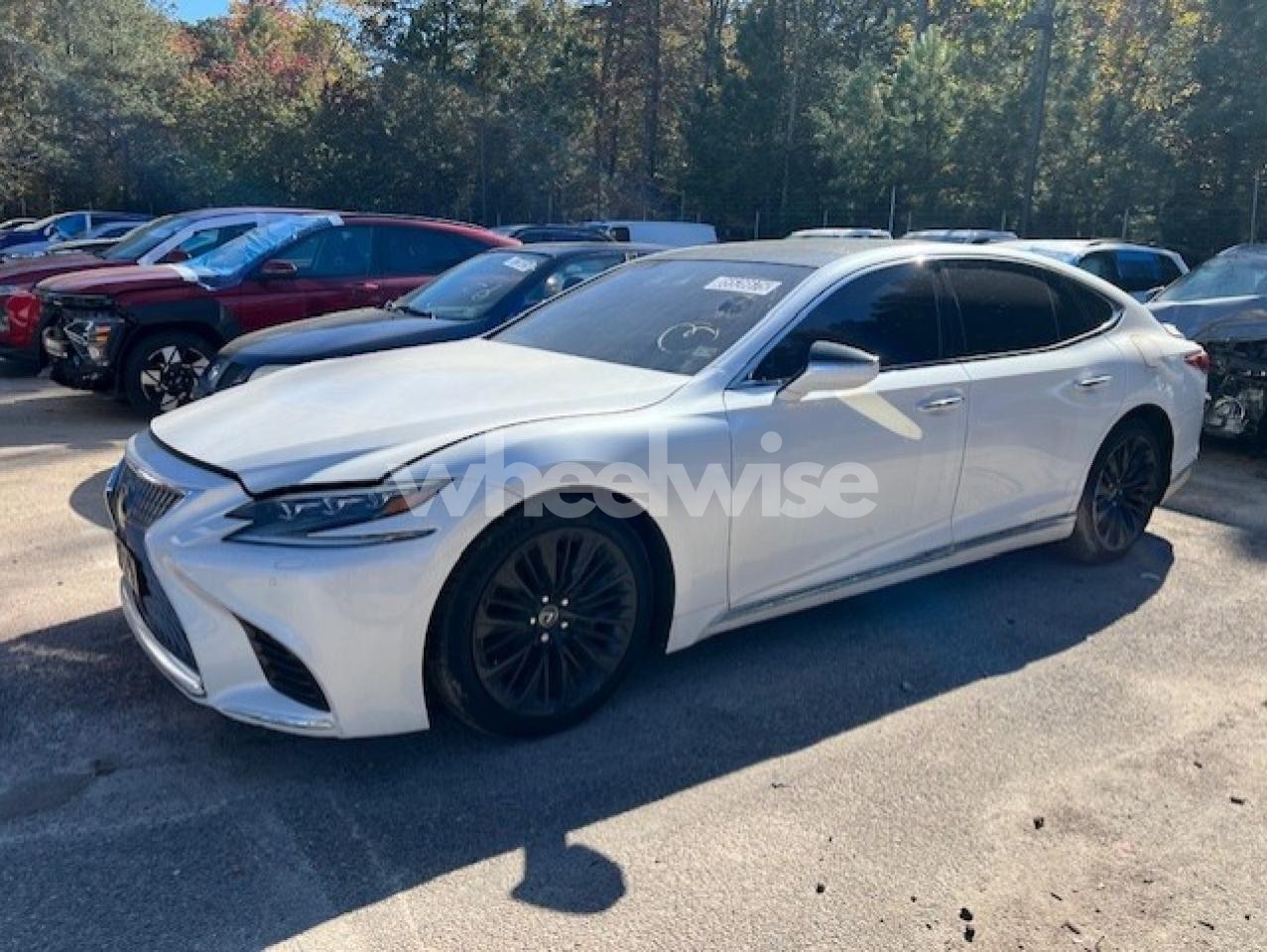 2018 LEXUS LS 500 (VIN JTHC5LFF6J5003841) main photo