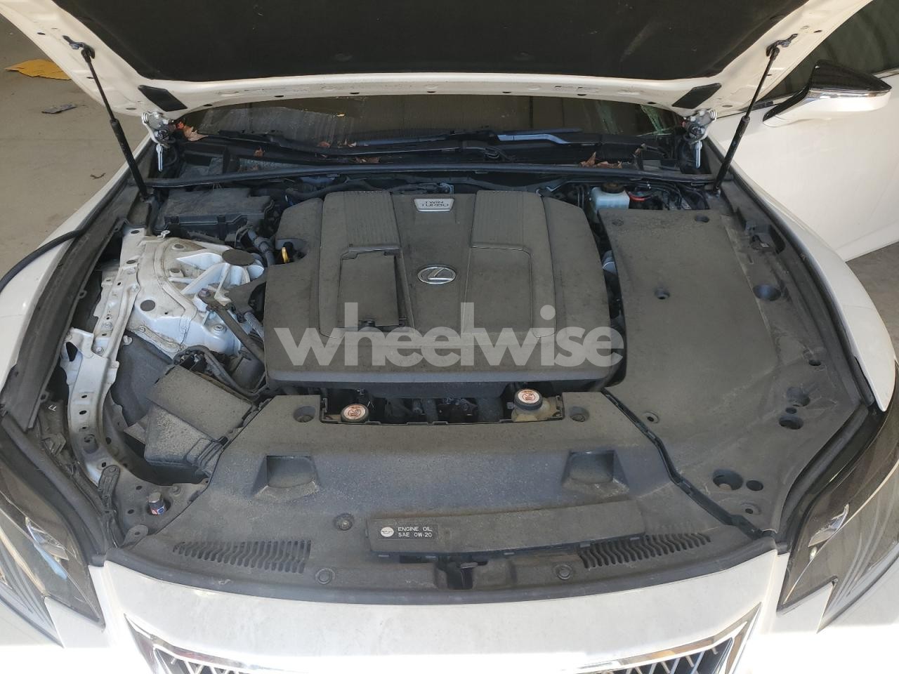 Photo 11 of 2018 LEXUS LS 500 (VIN JTHC5LFF6J5003841)