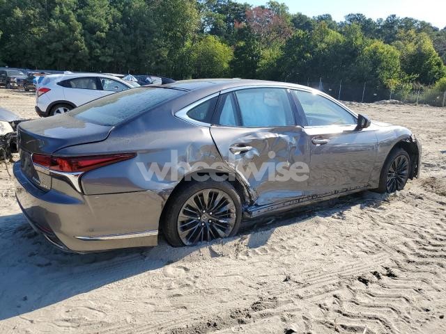 Photo 11 of 2018 LEXUS LS 500 N/A (VIN JTHC5LFF7J5004562)