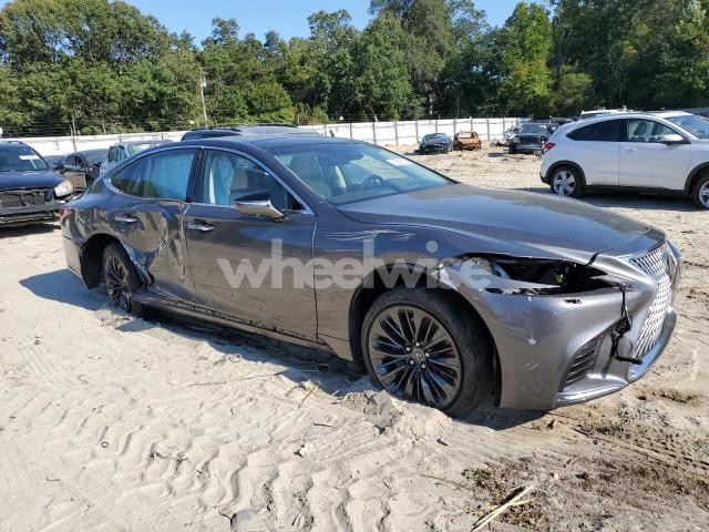 Photo 9 of 2018 LEXUS LS 500 N/A (VIN JTHC5LFF7J5004562)