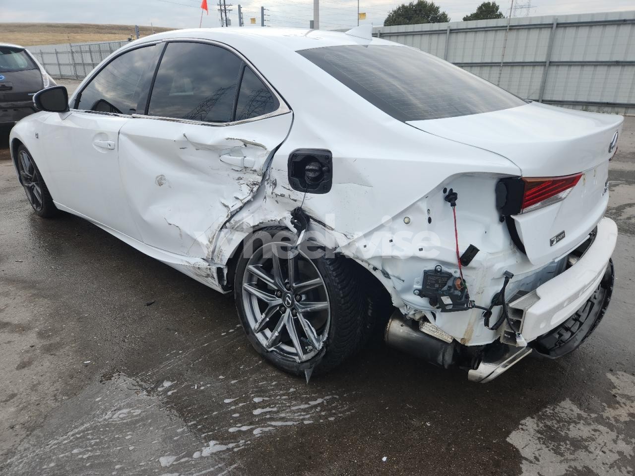 Photo 2 of 2019 LEXUS IS 300 (VIN JTHC81D26K5035251)