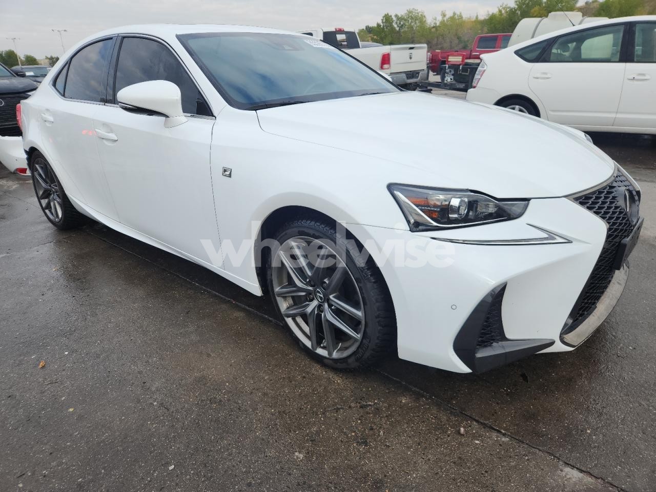 Photo 4 of 2019 LEXUS IS 300 (VIN JTHC81D26K5035251)