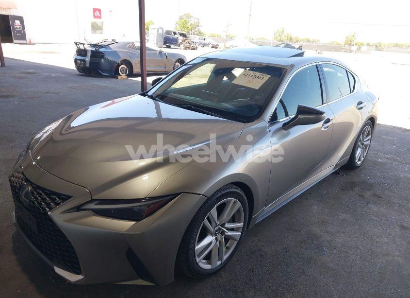 Photo 6 of 2021 Lexus Is 300 (VIN JTHCA1D20M5112820)