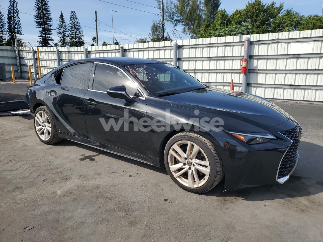 Photo 4 of 2024 LEXUS IS 300 (VIN JTHCA1D23R5132373)