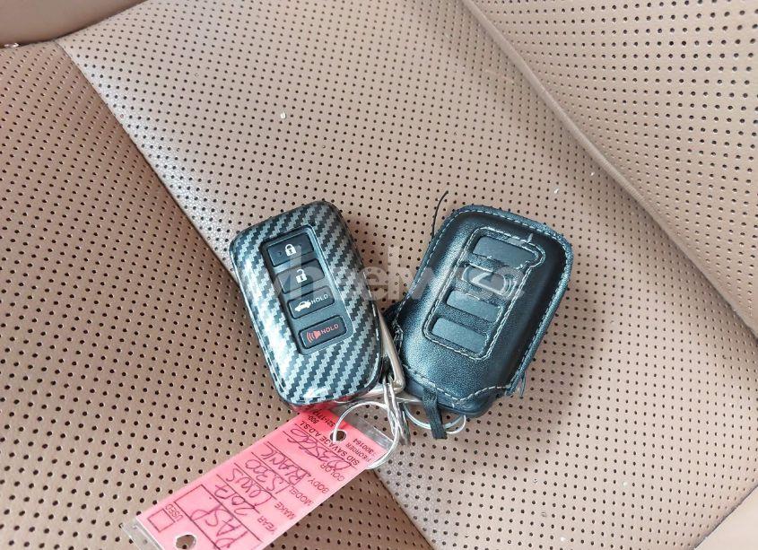 Photo 11 of 2017 Lexus Is 300 (VIN JTHCM1D29H5023566)