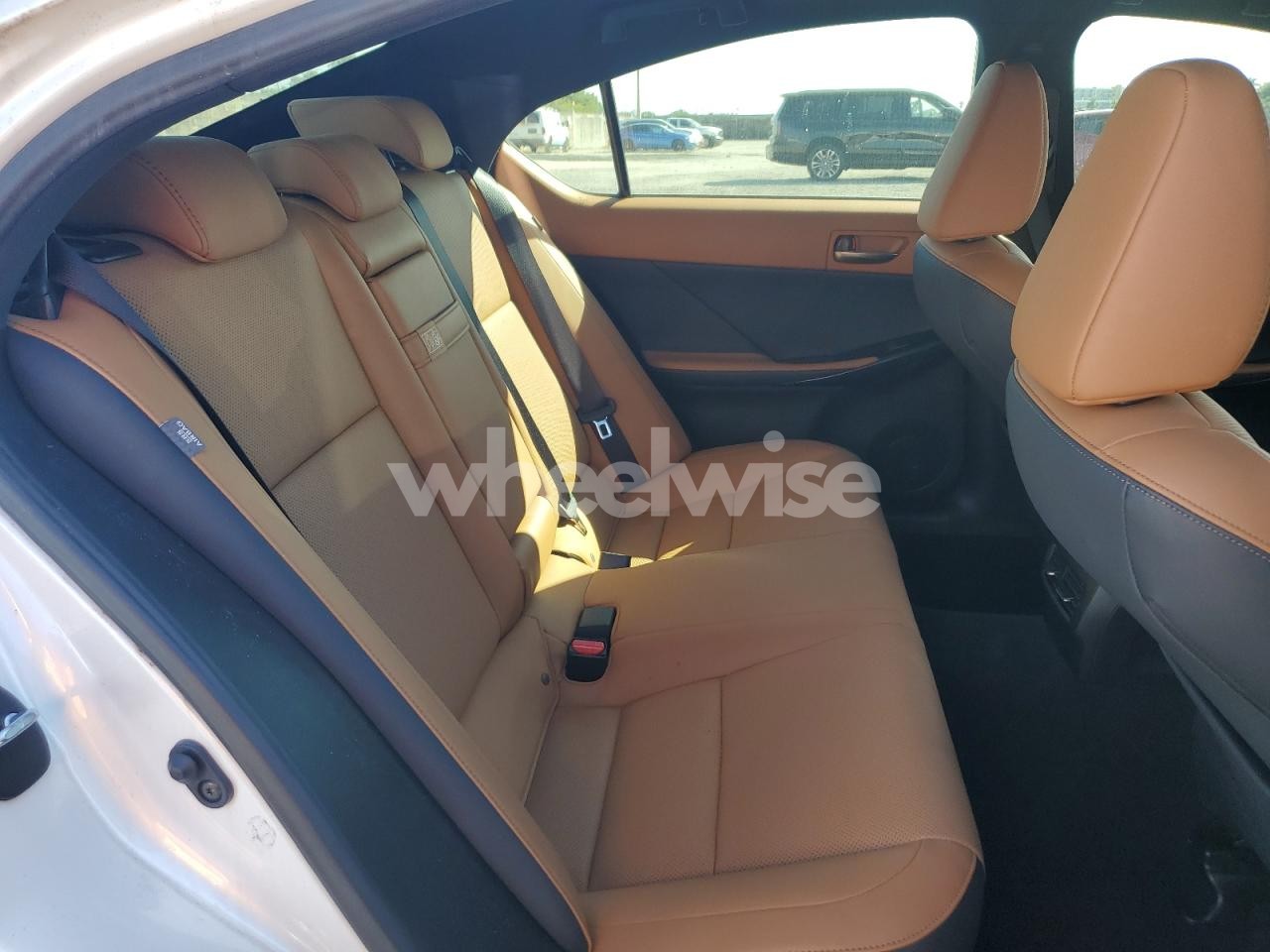 Photo 10 of 2022 LEXUS IS 300 (VIN JTHDA1D25N5120854)