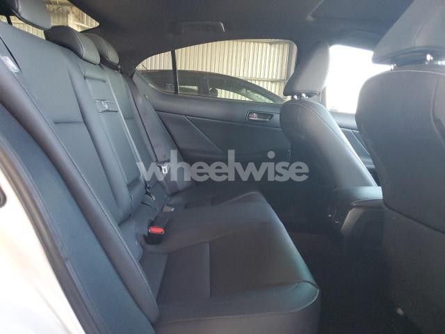 2022 LEXUS IS 300 (VIN JTHDA1D27N5120354) main photo