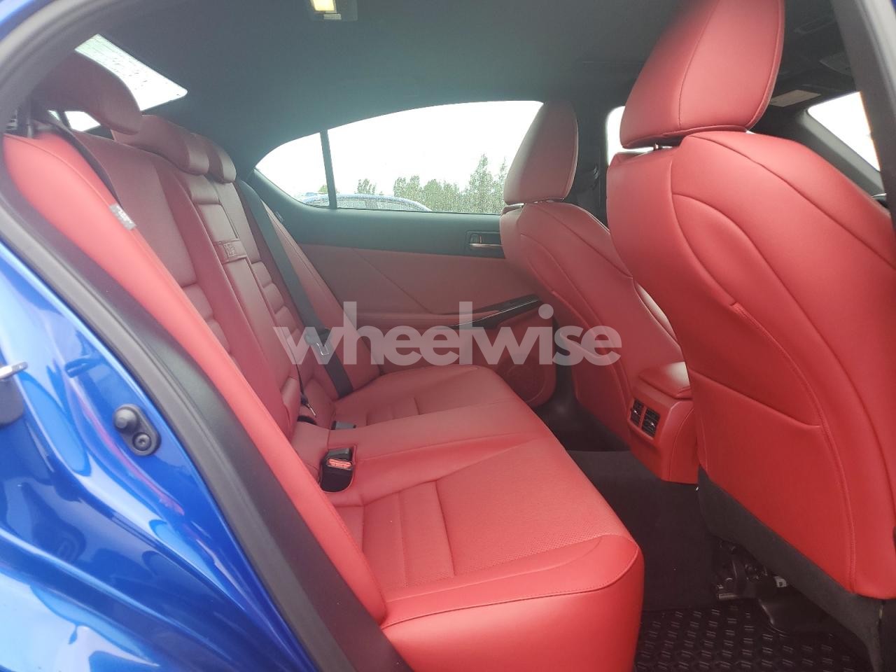 Photo 10 of 2022 LEXUS IS 300 (VIN JTHG81F20N5049570)