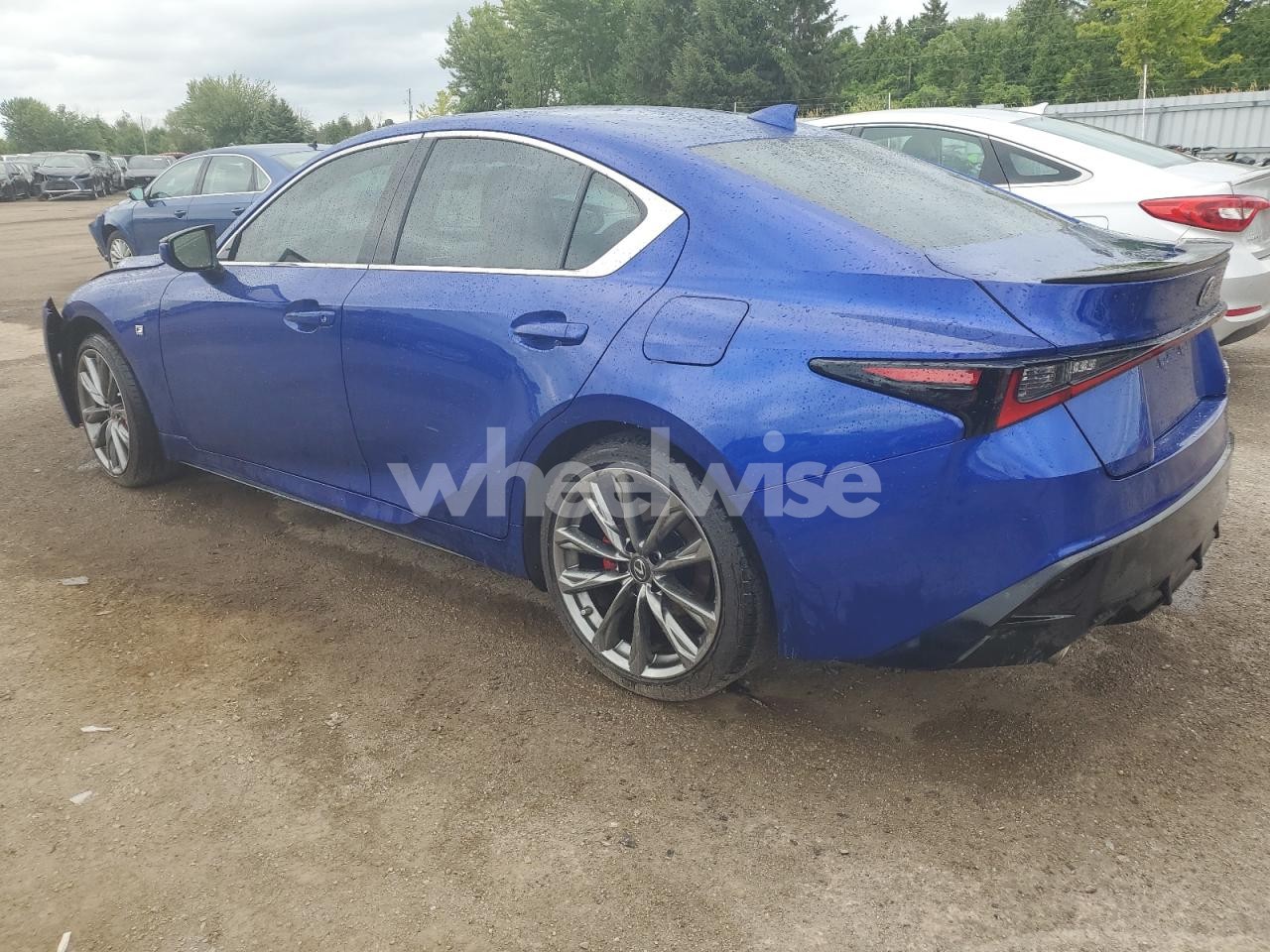 Photo 2 of 2022 LEXUS IS 300 (VIN JTHG81F20N5049570)