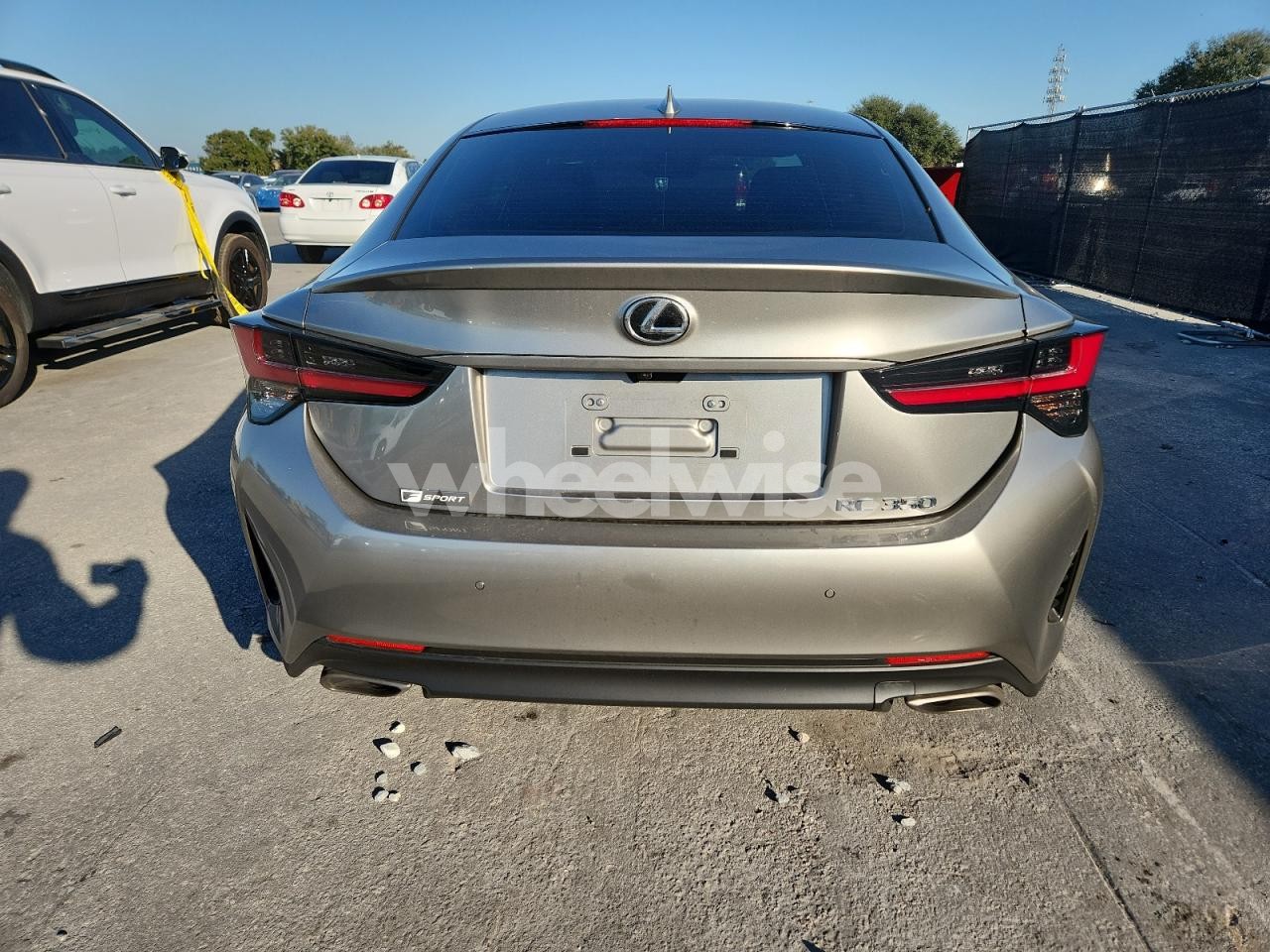 Photo 6 of 2019 LEXUS RC 350 (VIN JTHHZ5BC4K5021600)