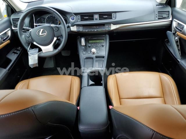 Photo 4 of 2015 LEXUS CT 200 (VIN JTHKD5BH9F2217491)