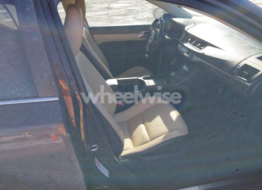 Photo 5 of 2015 Lexus Ct 200H (VIN JTHKD5BH9F2219838)