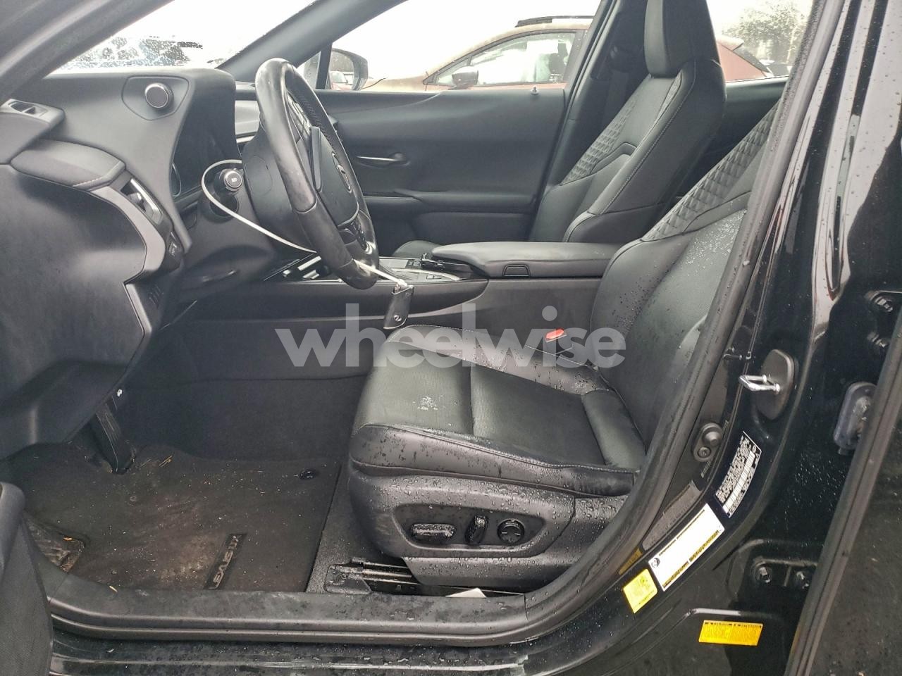 Photo 7 of 2021 LEXUS UX 250H (VIN JTHP9JBH9M2038591)