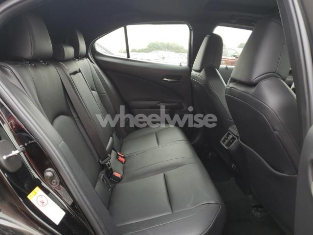 Photo 11 of 2019 LEXUS UX 250H N/A (VIN JTHU9JBH6K2000705)