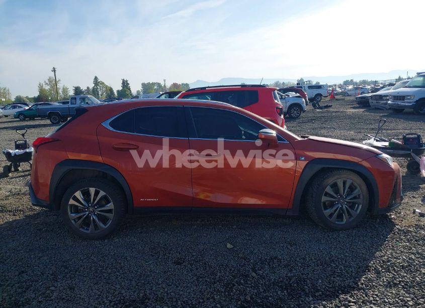 Photo 13 of 2019 Lexus Ux 250H F SPORT (VIN JTHU9JBH9K2004540)