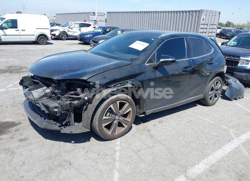 Photo 2 of 2022 Lexus Ux 200 (VIN JTHX3JBH8N2047074)