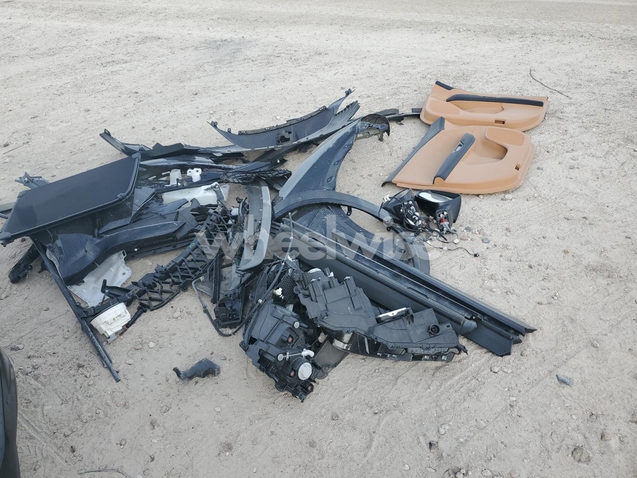 Photo 13 of 2023 LEXUS RZ 450E (VIN JTJAAAABXPA001679)