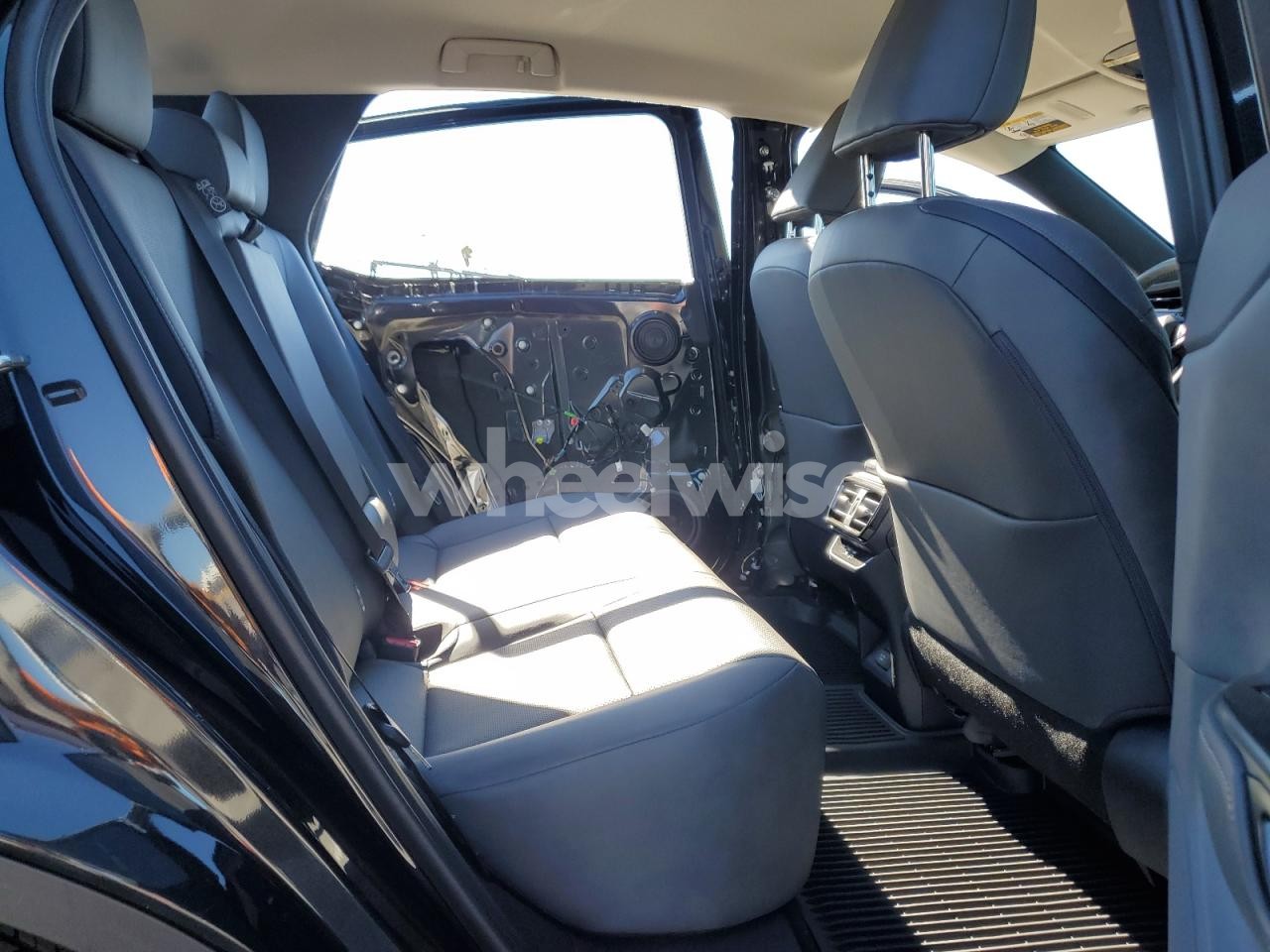 Photo 11 of 2025 LEXUS RZ 300E (VIN JTJABABB0SA012243)