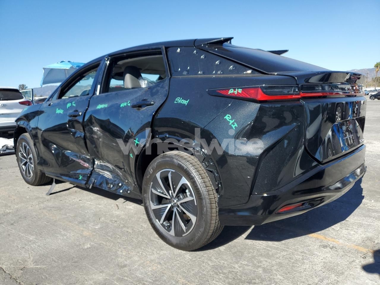 Photo 2 of 2025 LEXUS RZ 300E (VIN JTJABABB0SA012243)