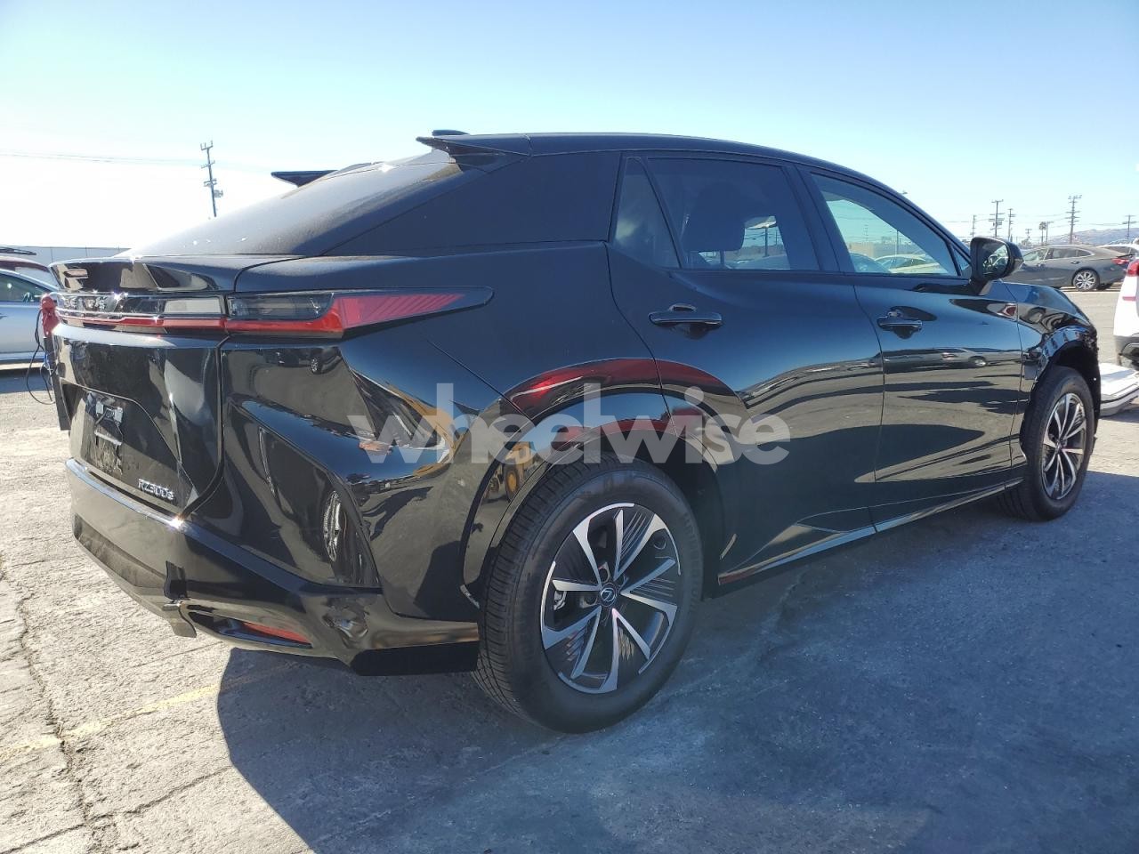 Photo 3 of 2025 LEXUS RZ 300E (VIN JTJABABB0SA012243)