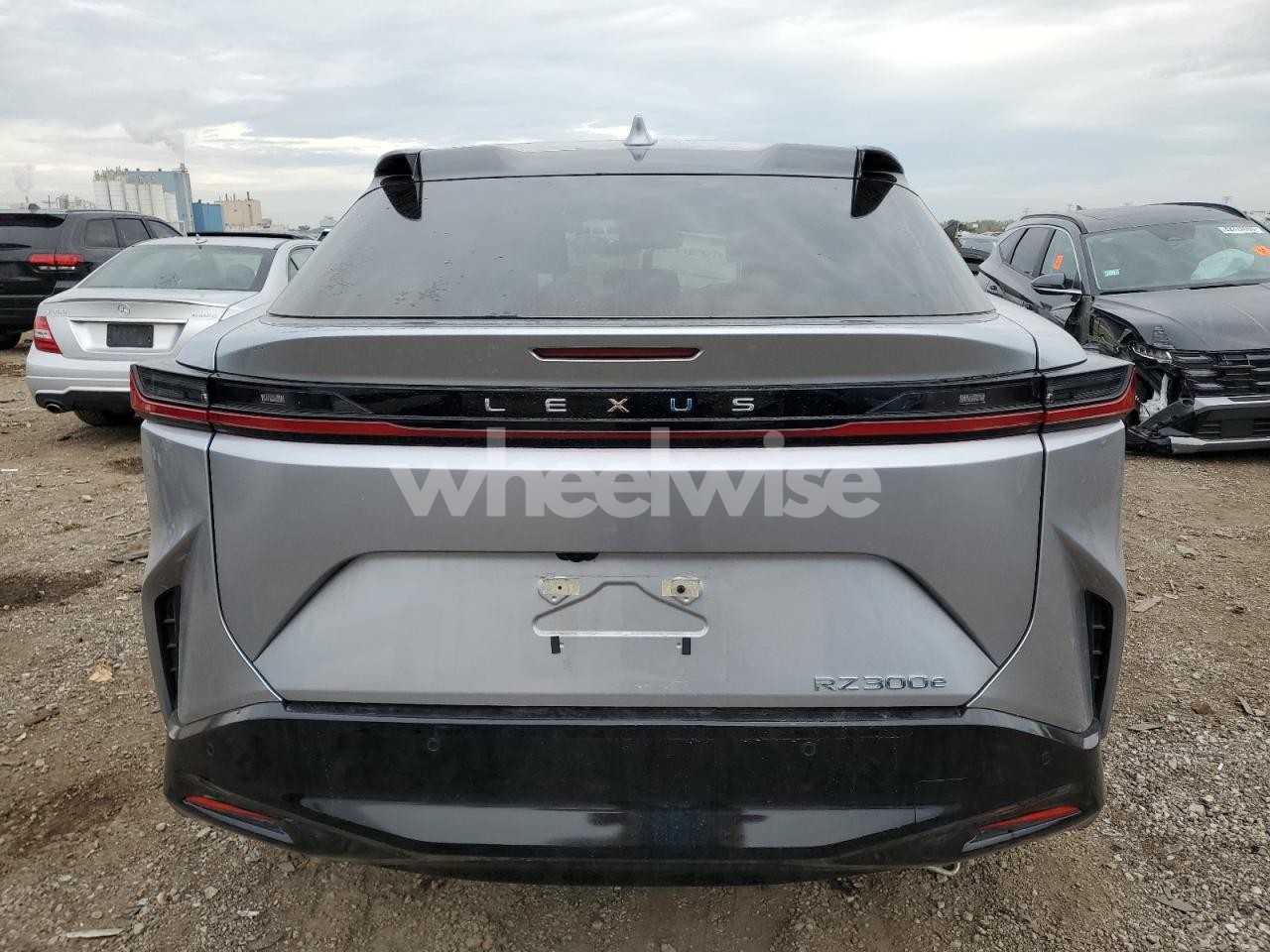 Photo 6 of 2025 LEXUS RZ 300E (VIN JTJABABB4SA008146)