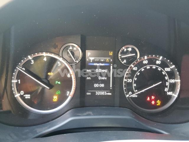 Photo 5 of 2021 LEXUS GX 460 PREMIUM (VIN JTJAM7BX8M5289419)