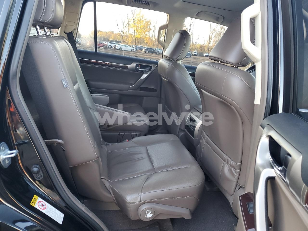 Photo 11 of 2018 LEXUS GX 460 (VIN JTJBM7FX7J5183439)