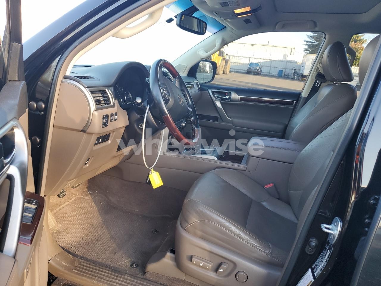 Photo 7 of 2018 LEXUS GX 460 (VIN JTJBM7FX7J5183439)