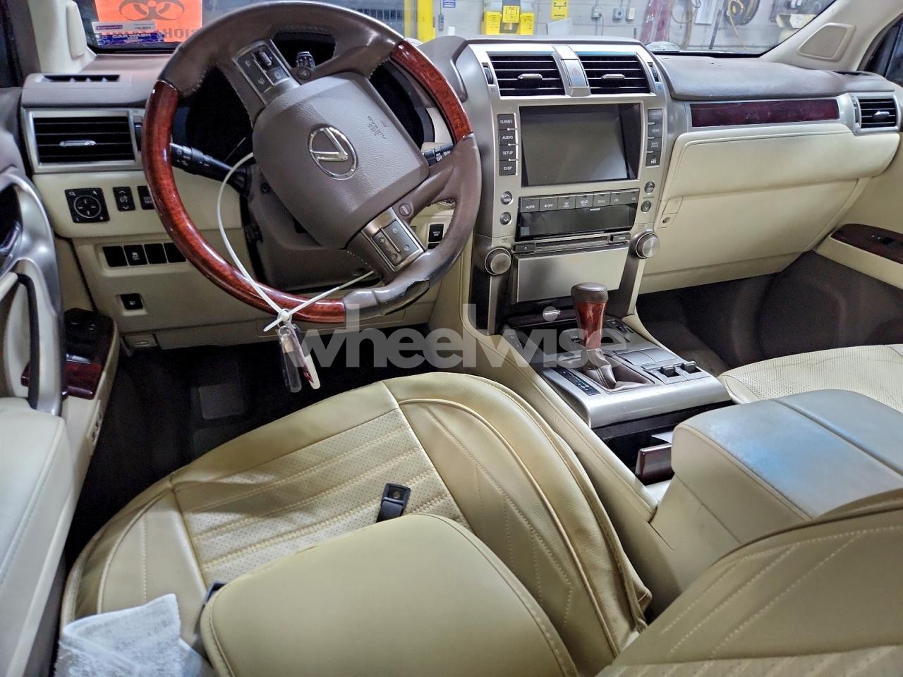 Photo 8 of 2012 LEXUS GX 460 (VIN JTJBM7FX9C5044660)