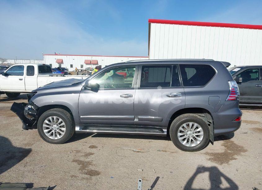 Photo 14 of 2017 Lexus Gx 460 (VIN JTJBM7FXXH5169318)