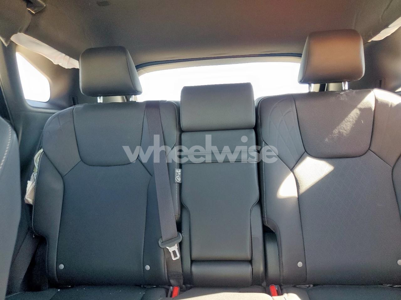 Photo 10 of 2023 LEXUS RX 350 PREMIUM (VIN JTJCHMAA1P2011170)