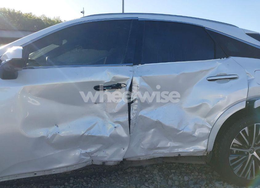 Photo 6 of 2023 Lexus Rx 350 PREMIUM PLUS (VIN JTJCHMAA7P2002716)