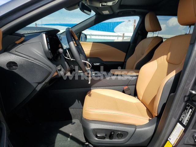 Photo 8 of 2025 LEXUS RX 350 PREMIUM (VIN JTJCHMAA8S2021753)