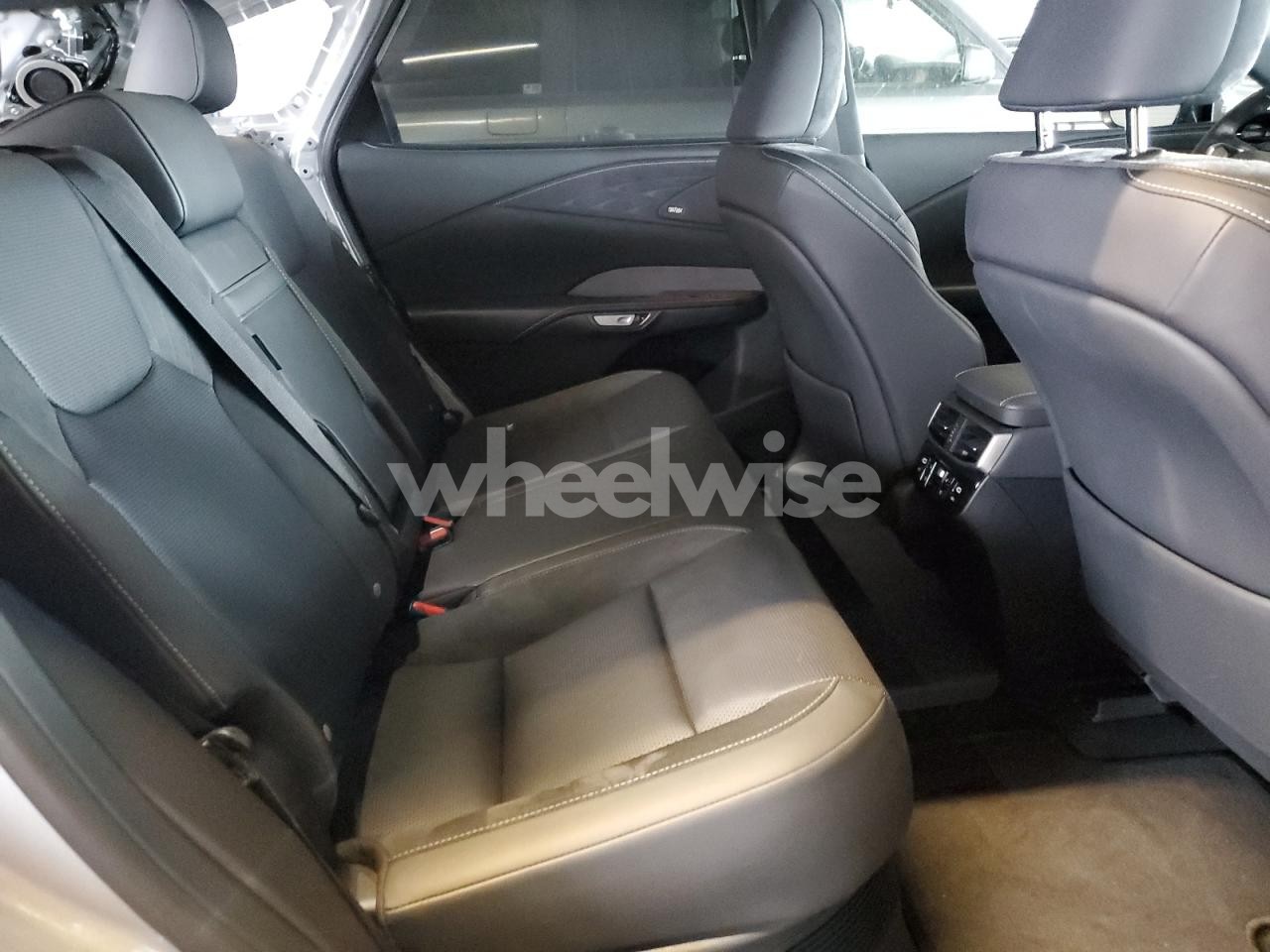 Photo 11 of 2024 LEXUS RX 450H+ LUXURY (VIN JTJCJMGA9R2020648)